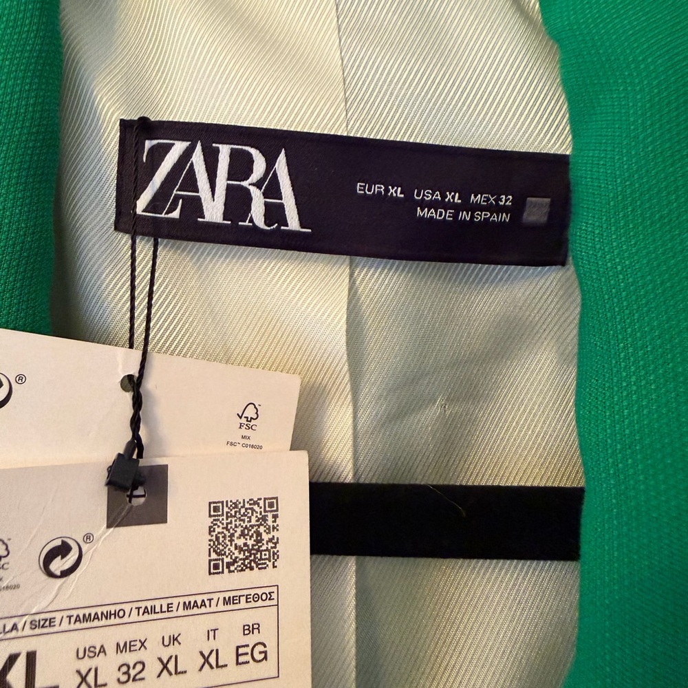 Zara Emerald Green Double-Breasted Blazer & Pants Set - Picture 4 of 14